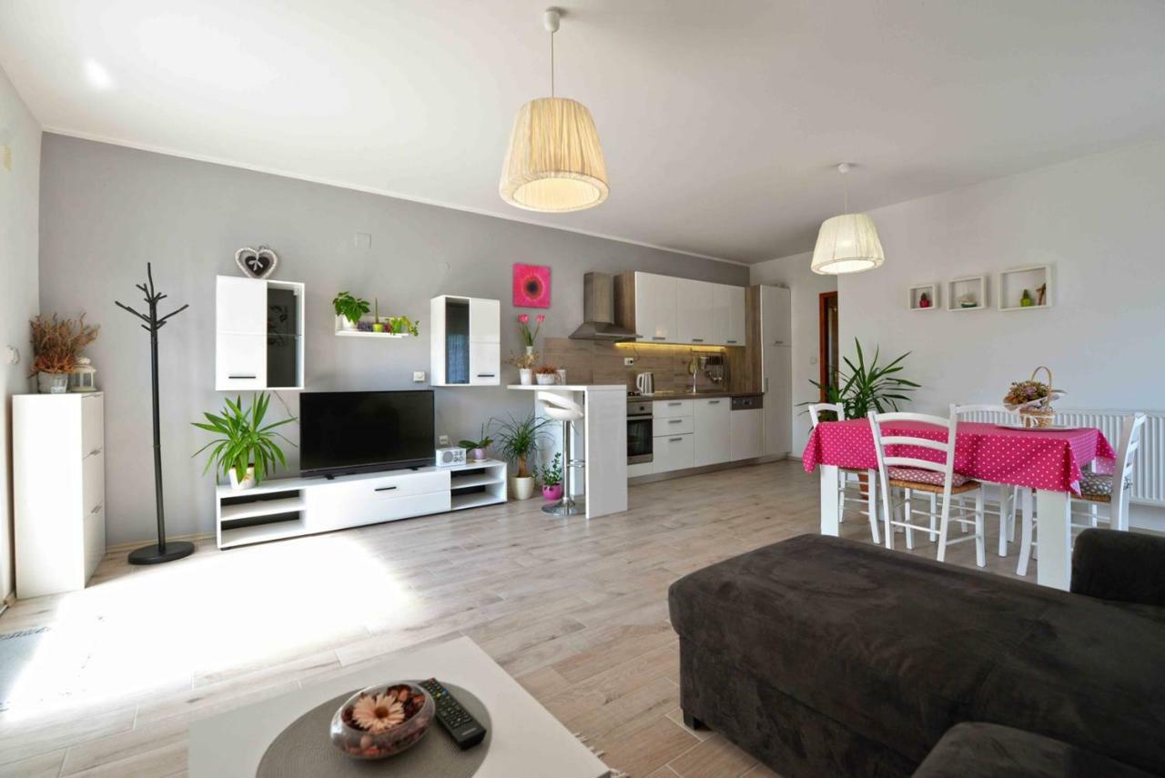 Apartment Kristina Murter Exteriér fotografie